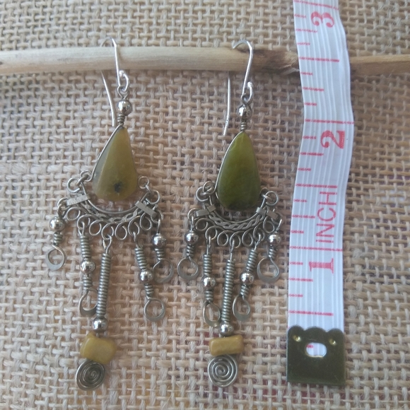 Green Serpentine Handcrafted Peruvian Earrings - Picture 6 of 8